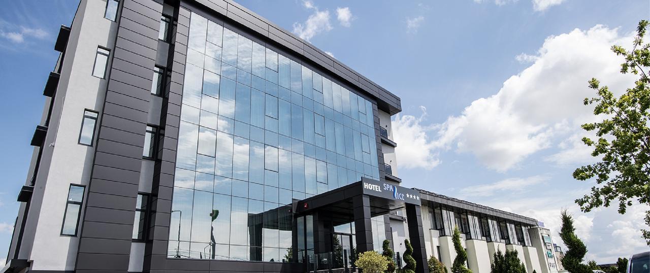 Hotel Spa Ice Resort Ghiroda Exterior photo