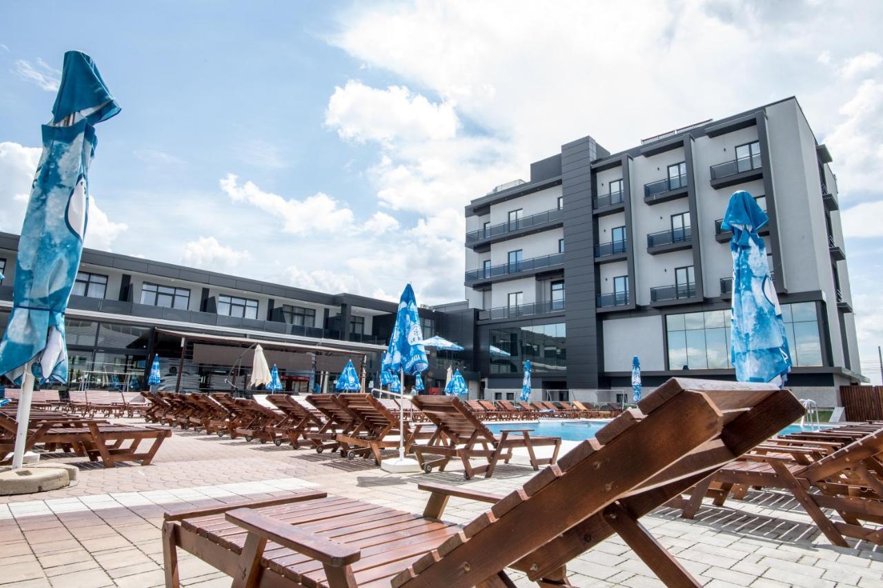 Hotel Spa Ice Resort Ghiroda Exterior photo